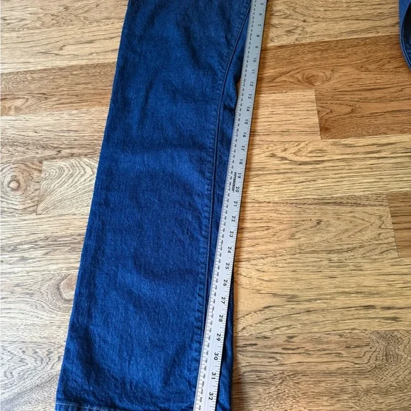 Madewell Women’s Relaxed Bootcut Jeans 29T. Mid wash excellent condition